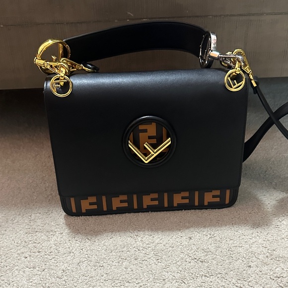 Fendi Black and Brown Crossbody Bag - Picture 1 of 2